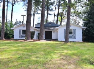 702 Redbud Dr, Greensboro, NC 27410