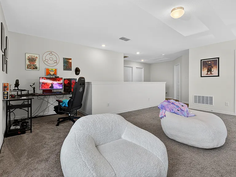 9403 Hinterlands Dr — Photo 16