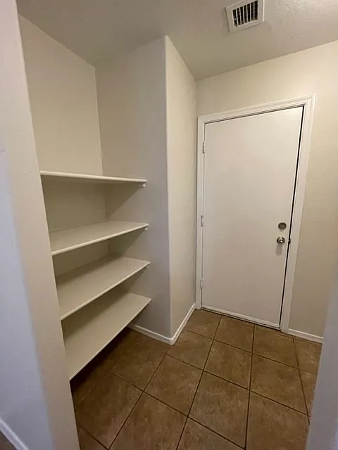 44833 Miraflores Street — Photo 4