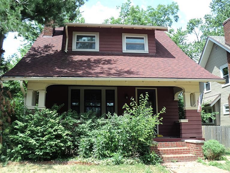 1st image of 1325 Arbor Ave