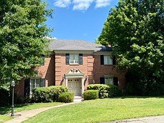 2nd image of 209 Claremont Dr