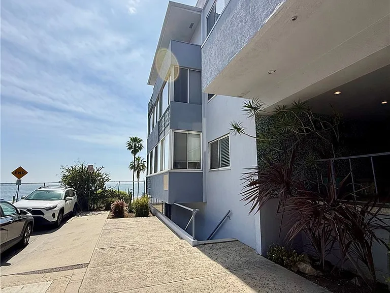 1200 E Ocean Blvd #76 — Photo 3
