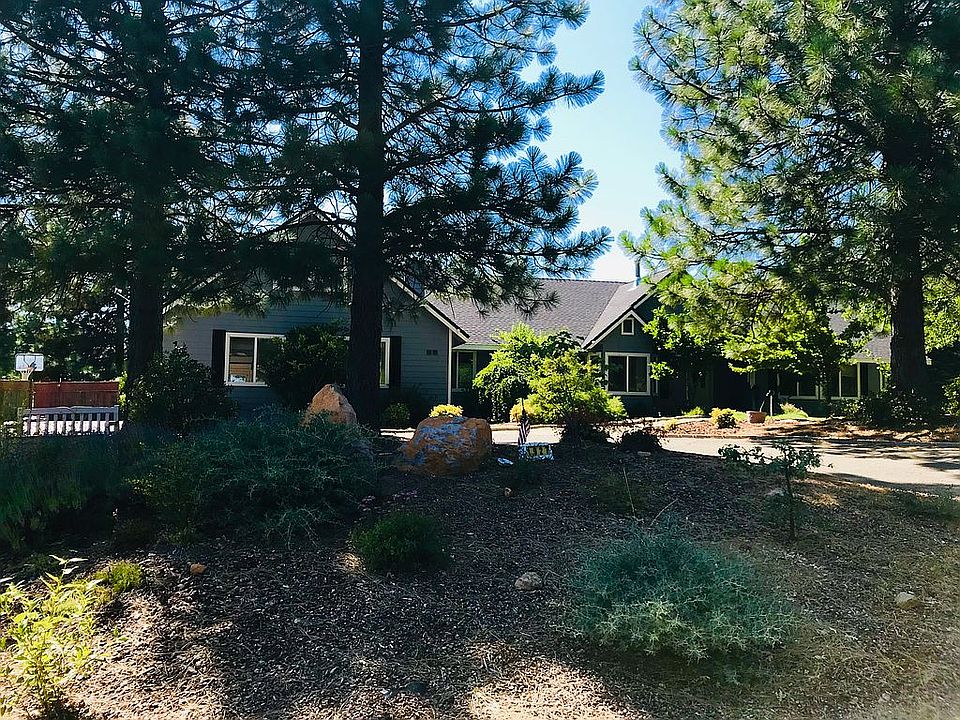 Beautiful home Mountain view