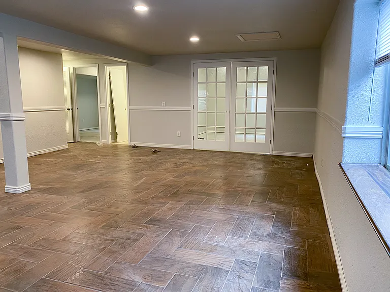 809 Marshall Dr — Photo 12