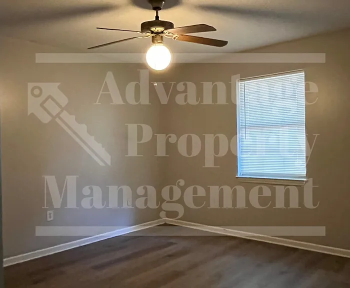 515 3rd Ave — Photo 6