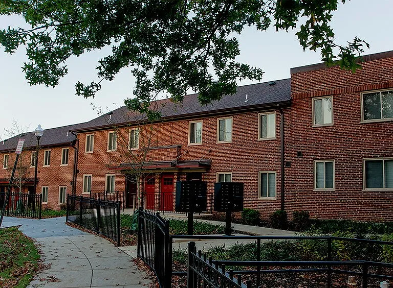 Bass Circle Apartments — Photo 16