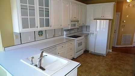 2nd image of 6764 Autumnwood Dr