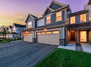 1515 Camden Ct, Shakopee, MN 55379