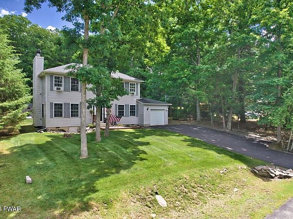 4th image of 195 Marcel Dr