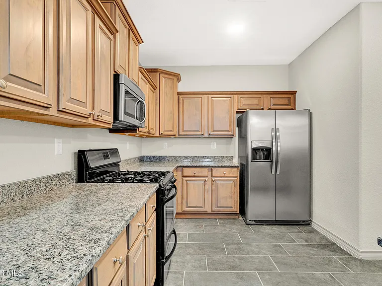 5556 Ignacio Frias Dr — Photo 5