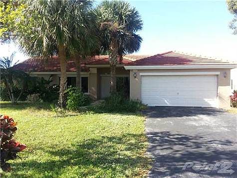 2nd image of 5523 NW 41st Ave