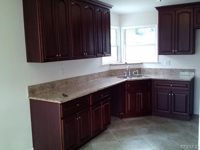 2nd image of 7629 Wellsford Ave