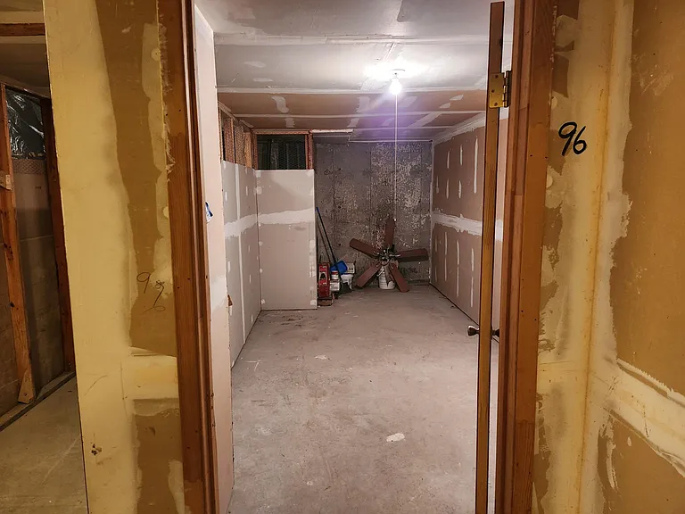 96 Wellington Dr — Photo 16