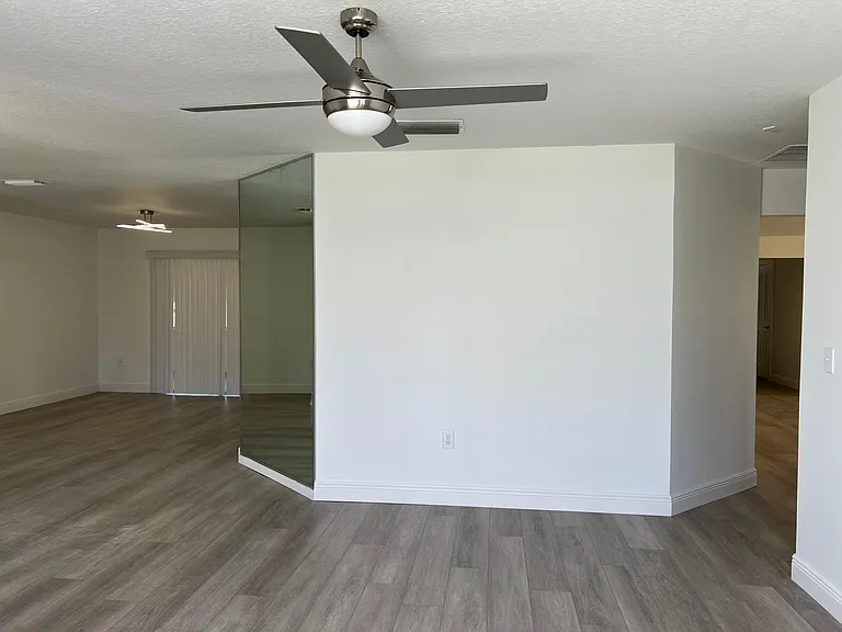 6553 Hidden Beach Cir — Photo 7