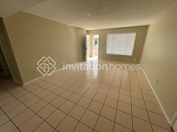3rd image of 4824 W Palm Ln