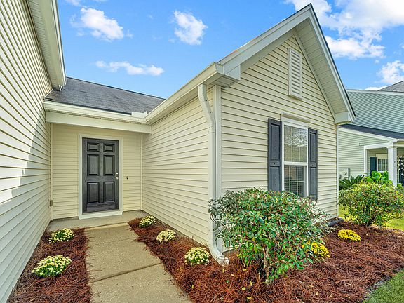 5th image of 509 Brick Barn Ln