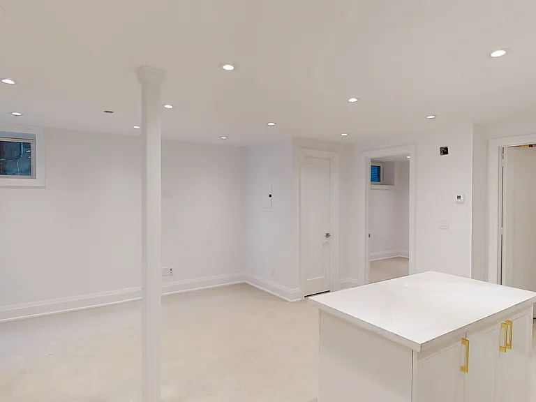 47 Dewson St #4 — Photo 10