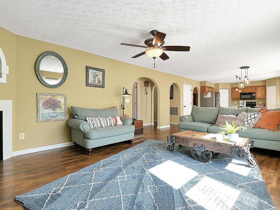 1st image of 116 Georges Creek Dr