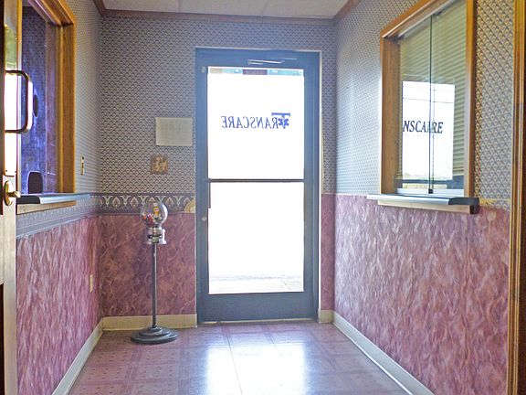 2nd image of 1018 Ronnie McDowell Ave