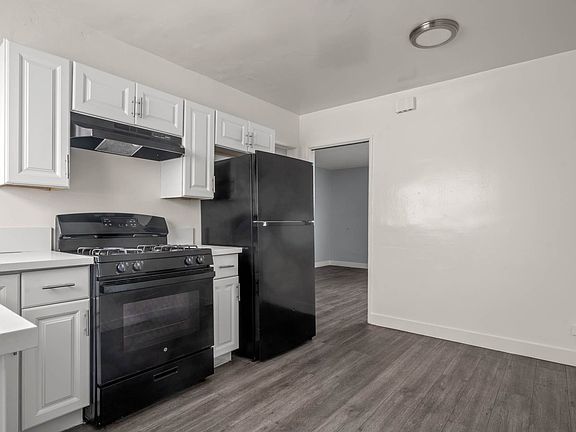 2nd image of 4108-4106 W Palmwood Dr #4108-02