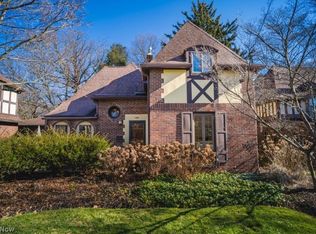 147 Kenilworth Dr, Akron, OH 44313
