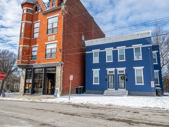 3rd image of 805 Mount Hope Ave
