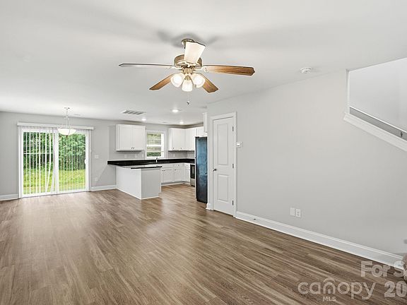 5th image of 3109 Cochrane Dr