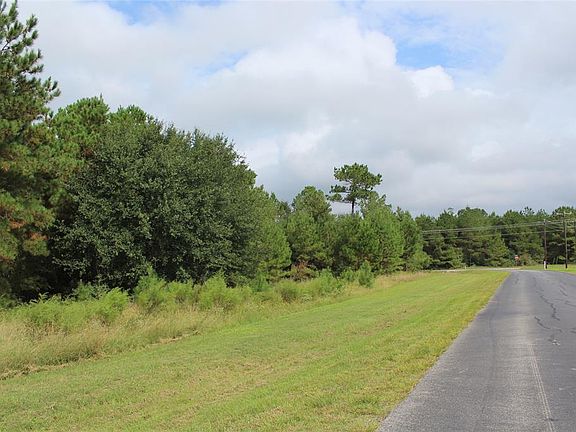 4th image of 17792 Equestrian Dr