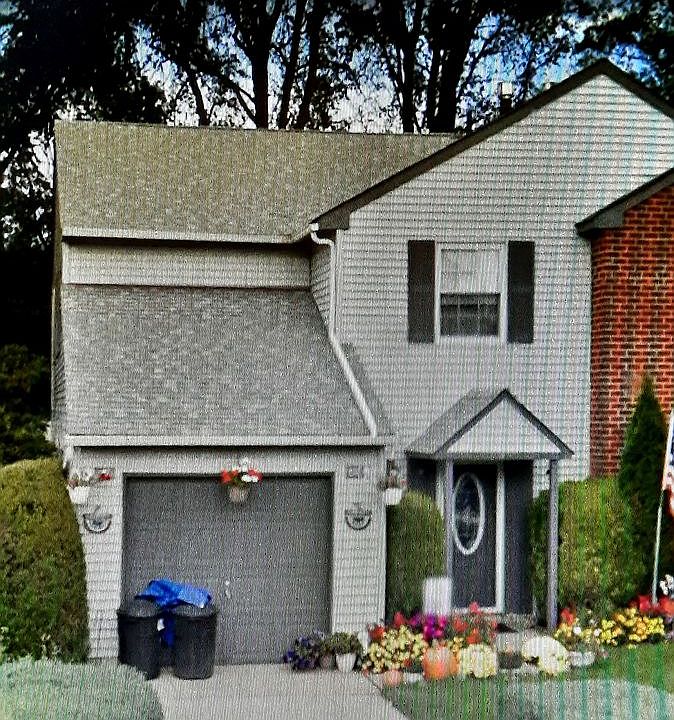 1st image of 15016 Liberty Ln