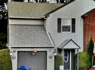 15016 Liberty Ln, Philadelphia, PA 19116