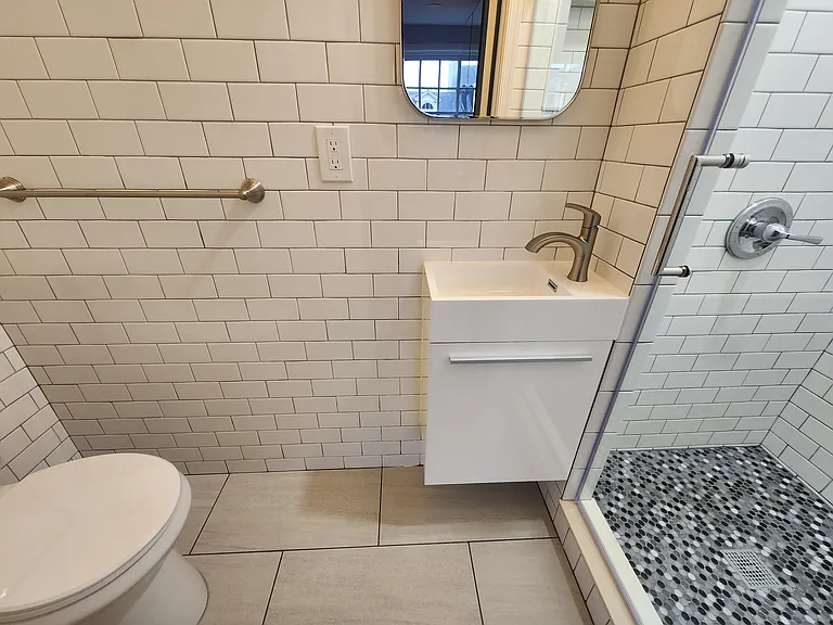 709 Pine St #3 — Photo 15
