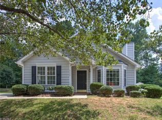5304 Chestnut Ridge Dr, Summerfield, NC 27358