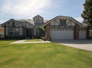 1505 Wedgewood Dr, Bakersfield, CA