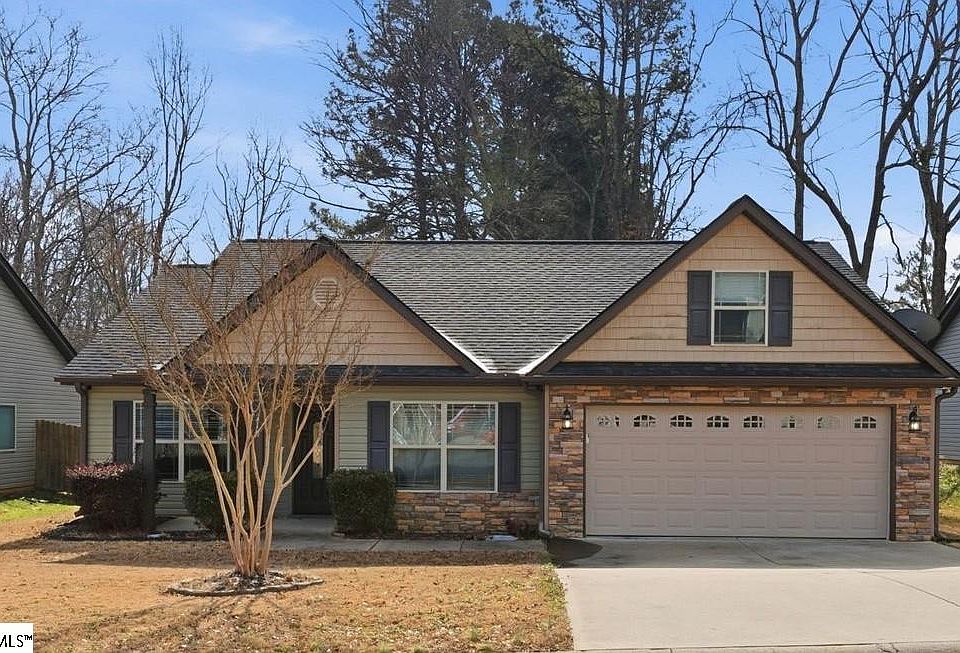 1st image of 218 Heritage Creek Dr