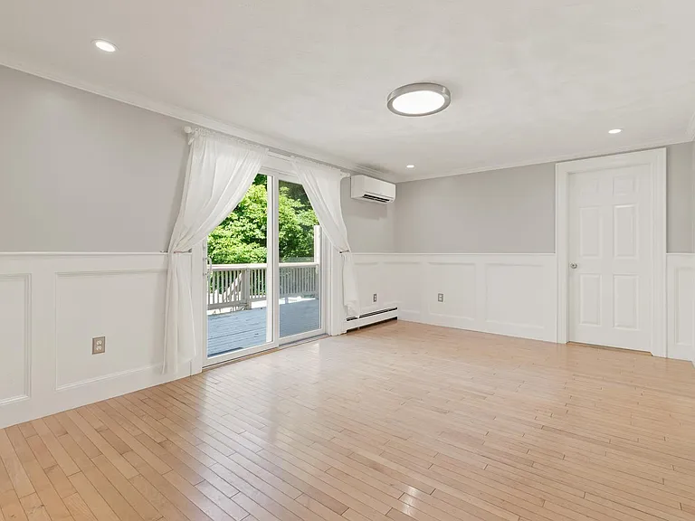 15 Marion St — Photo 10