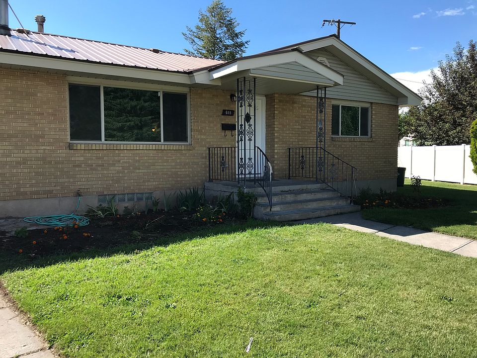 1st image of 618 Safstrom Dr