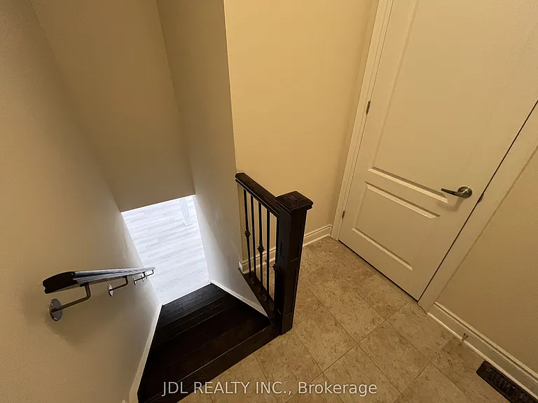 82 Puccini Dr — Photo 8