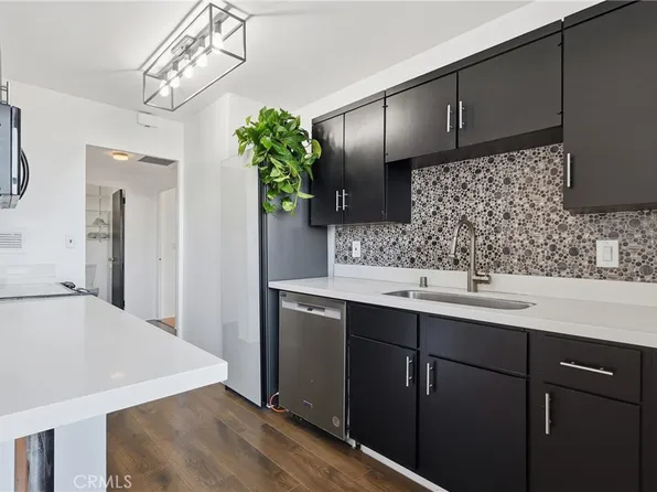 100 Atlantic Ave APT 405, Long Beach, CA 90802