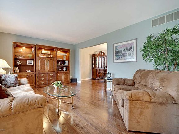 5th image of 1408 Weeping Willow Ct