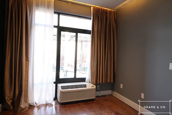 Rented by Grand & Co. | media 18