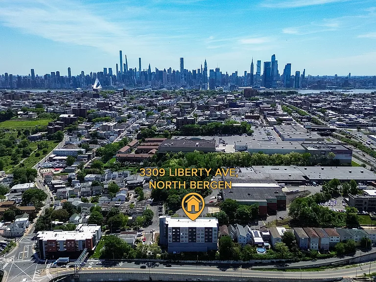 Liberty Ave — Photo 39