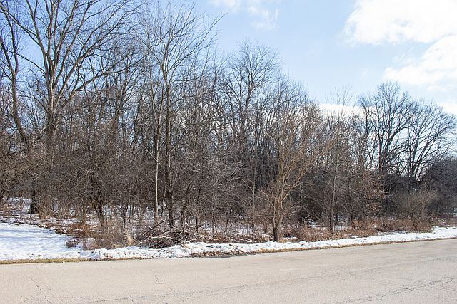 2nd image of 9133 High Gate Way