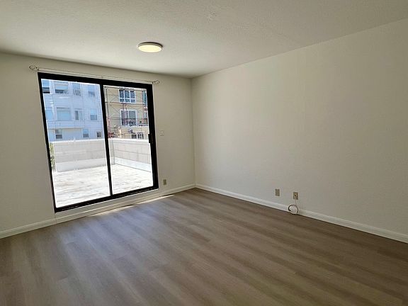 2nd image of 575 27th Ave Unit B