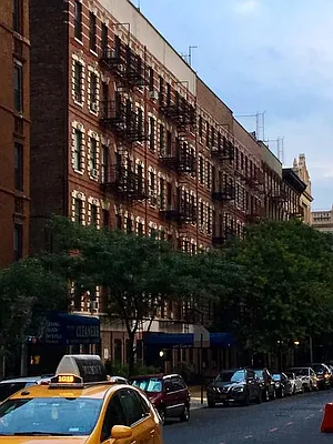 Rented by Charles Coutinho LLC | media 42