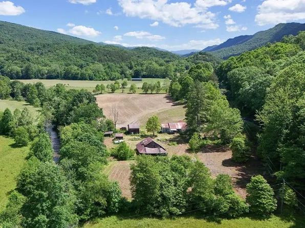 504 Veterans Rd, Broadford, VA 24316