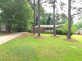 1382 Mary Dale Dr SW, Lilburn, GA 30047