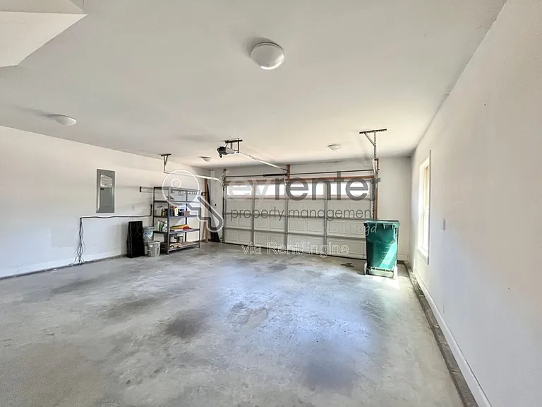 2758 Waterhaven Dr — Photo 14