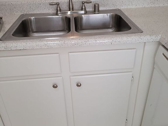 4th image of 25925 Viana Ave #330