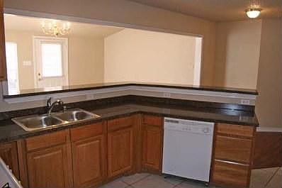 2nd image of 1013 Bayfield Dr