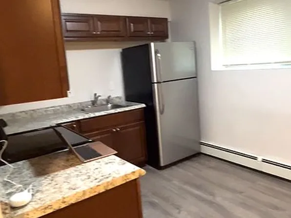 135 Neponset Ave APT 5, Dorchester, MA 02122